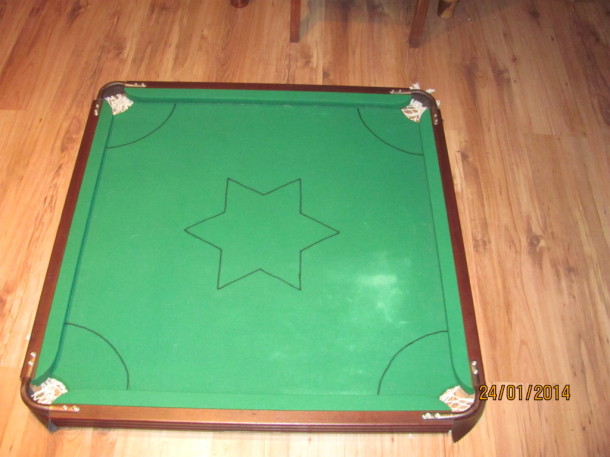 moden indiam Carom table