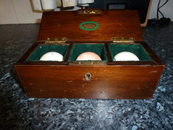 Ivory billiard box set E&H